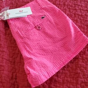 VINEYARD VINES shorts new with tags size 00